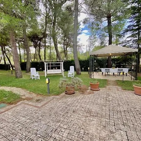 I Trulli Di Giuli بيت للعطل