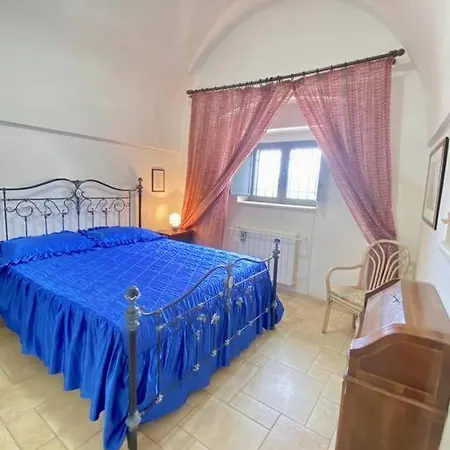 I Trulli Di Giuli بيت للعطل