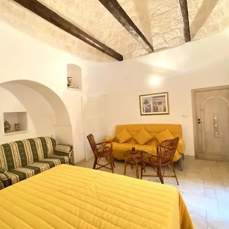 I Trulli Di Giuli La Correggia