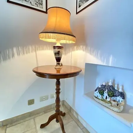 I Trulli Di Giuli La Correggia